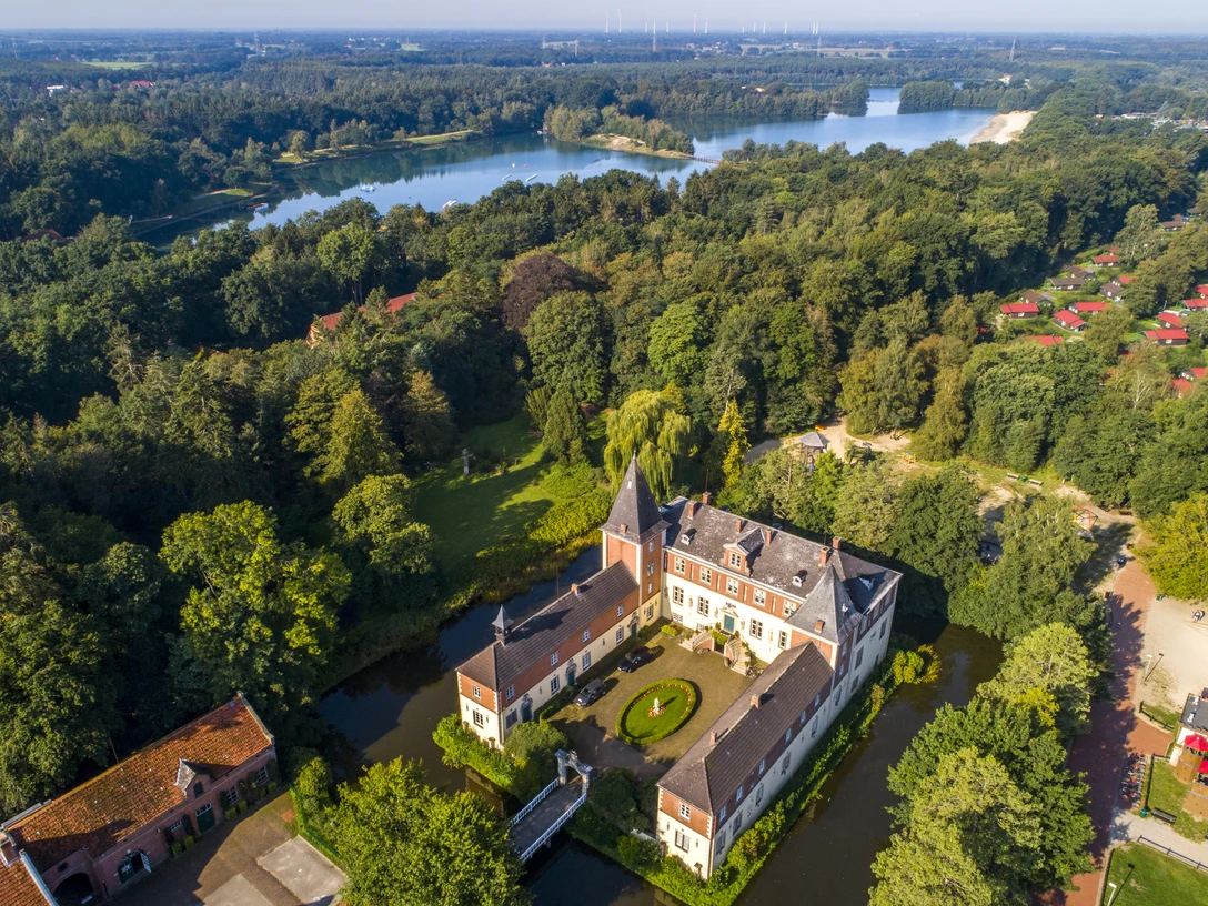 Das Emsland von oben – Ferienzentrum Schloss Dankern in Haren (Ems) ©Emsland Tourismus GmbH (3).jpg