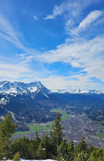 Blick auf Garmisch-Partenkirchen