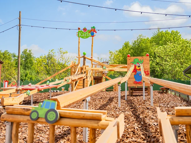 Kugeltrubel Karls Erlebnis-Dorf Loxstedt.jpg