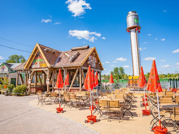 Melkerturm Karls Erlebnis-Dorf Loxstedt.jpg