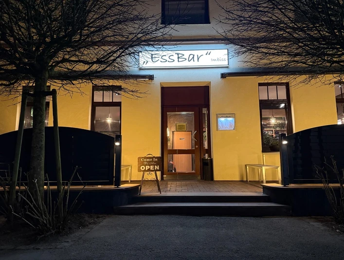 Essbar Außenansicht.jpeg