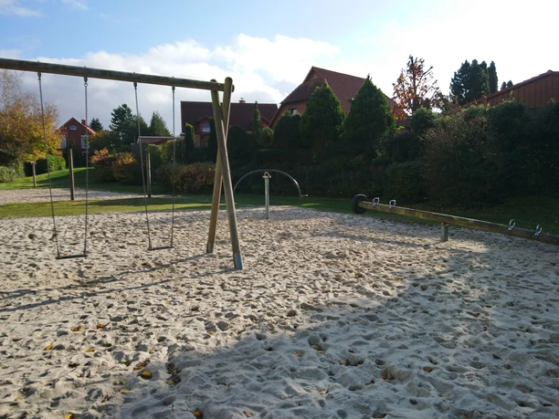 Rastede_Kinderspielplatz_Rudolstätter_Straße.jpg