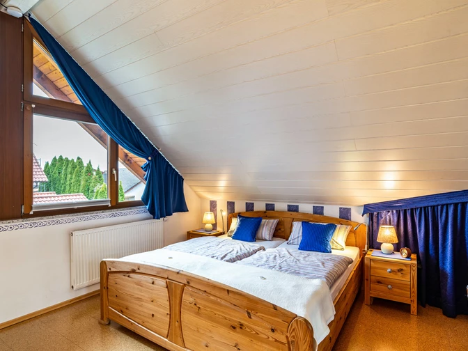 BEDROOM, INSIDE, OUTSIDE