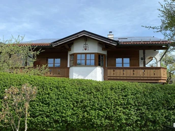 15_Außenansicht Haus Sommer