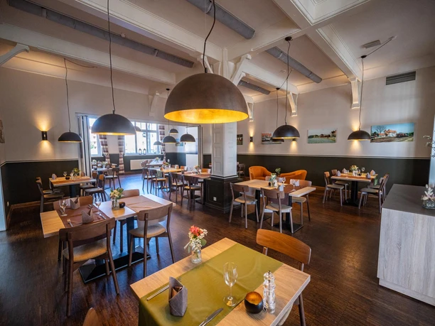 Restaurant Totale Richtung Königstr - Kopie.JPG