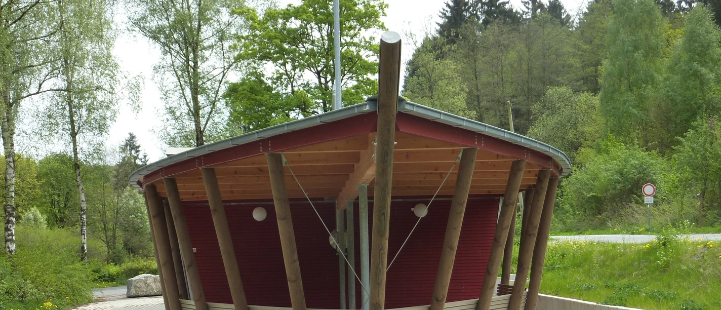 Waldschiff im Naherholungsgebiet Bibertal Foto Stadt Rüthen.JPG