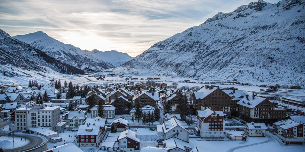 Andermatt Dorf Winter