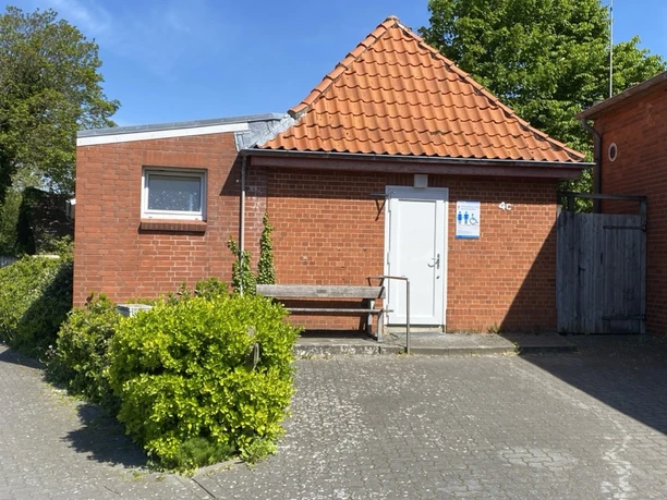 wc-anlage-stickenbuettel-feuerwehr-galerie-poi-01-nordseeheilbad-cuxhaven.jpeg