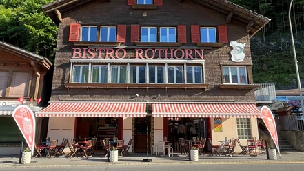 rothorn-bistro-aussenansicht.jpg