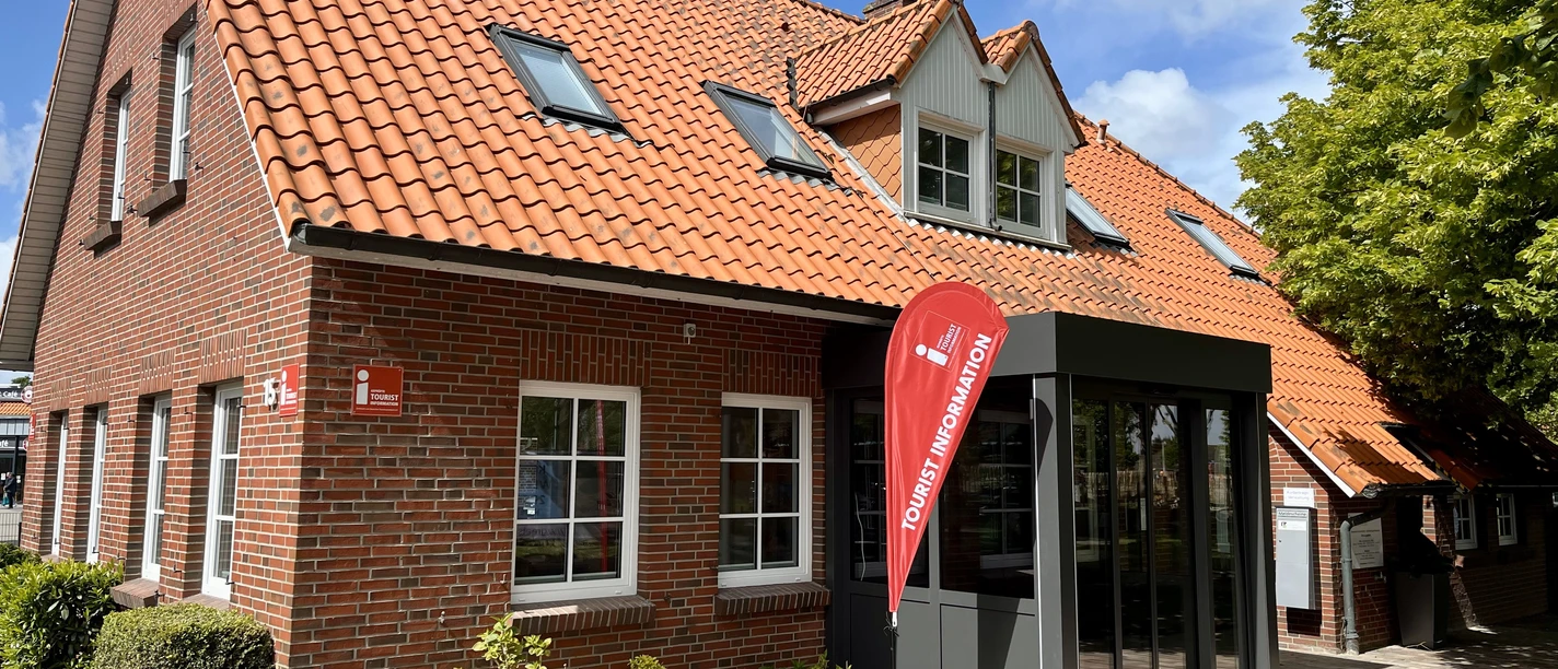 Tourist-Information Greetsiel The tourist information building can be seen from the outside.