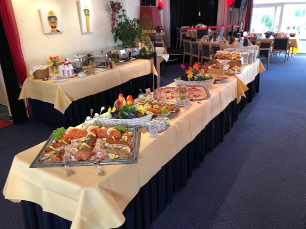 Buffet.jpg