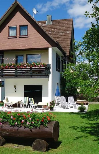 Haus Eberhardt mit Garten und Terrasse