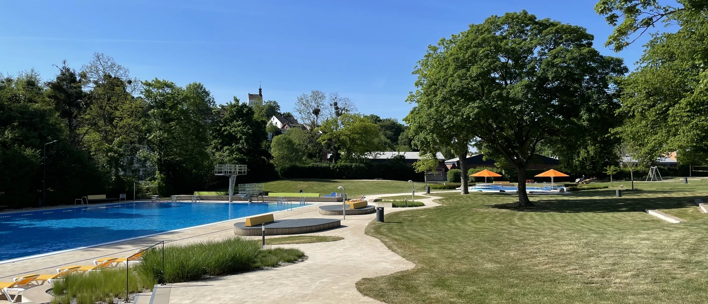 Freibad Bad Salzdetfurth.JPG
