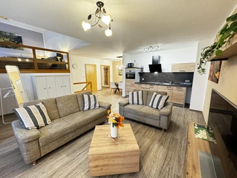 20241030_091744038_iOS