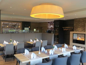 Hotel-Restaurant Zum Büraberg (2).jpg