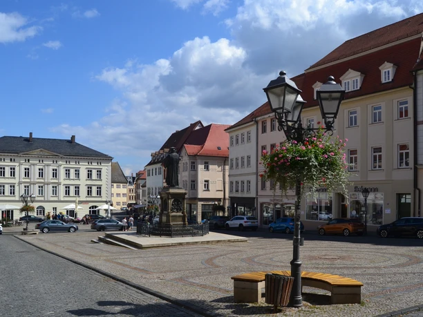 Udsigt fra bagsiden af Luther-monumentet i Eisleben