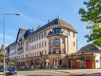 Die Freitaler Traditionsgaststätte "Zum Goldenen Löwen" beherbergt heute das Griechische Restaurant "Akropolis"