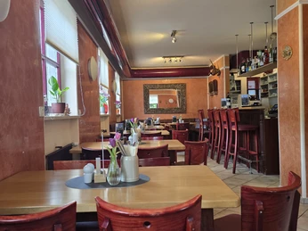 Franziskaner Stüberl Innenraum mit Kamin