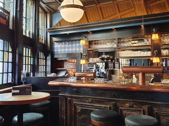 Postwagen Zum Ratskeller Theke