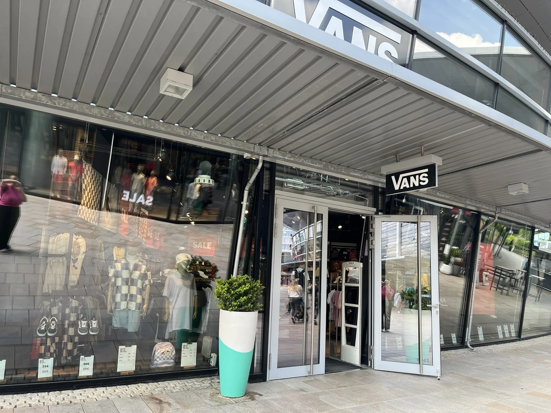 VANS Outlet Shop