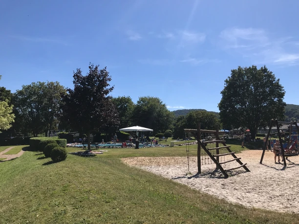 Naturerlebnisbad Lauenstein 3.jpg