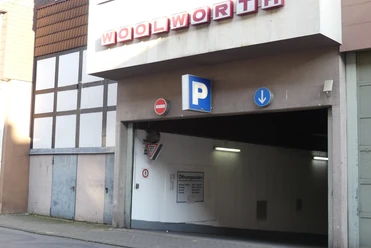Tiefgarage Woolworth_Einfahrt