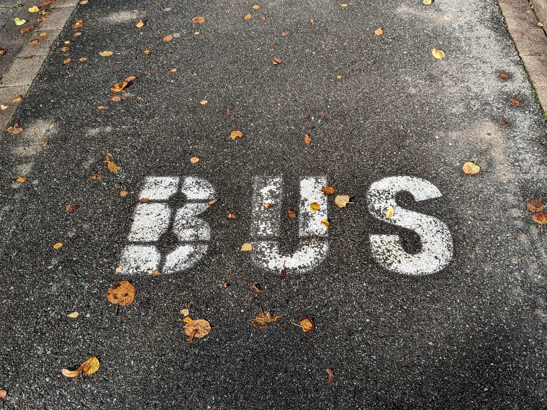 Busparkplatz Header