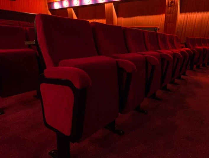 Kinosaal_deli