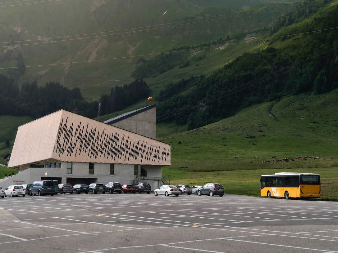 Parkplatz Schönenboden | Talstation Rothorn
