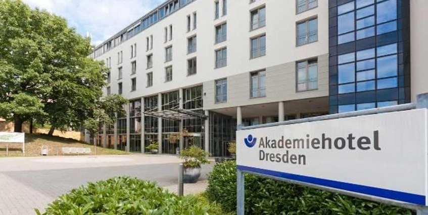 Akademiehotel-Aussenansicht