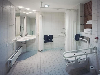 Badezimmer für mobilitätseingeschränkte Menschen