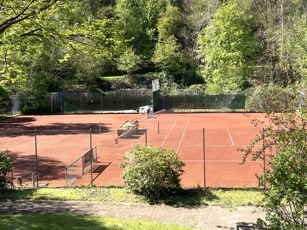 Wingst_Tennis-Außenplätze