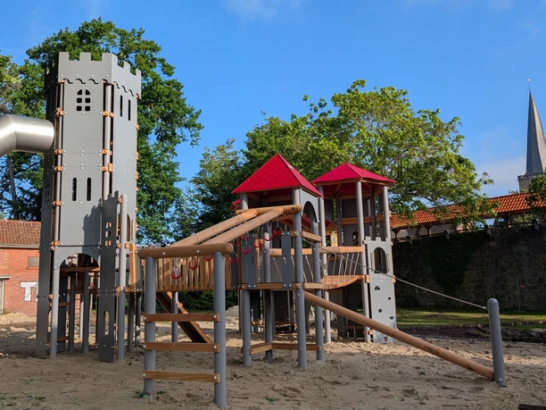 Ritterspielplatz.jpg