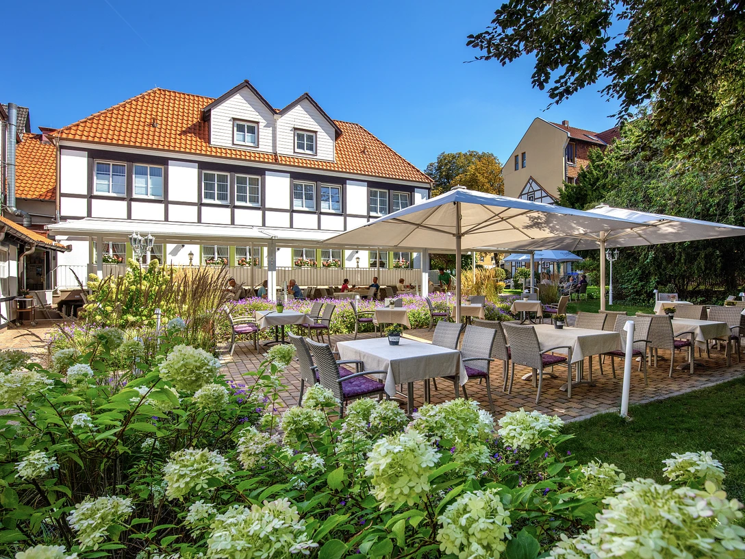 Hotel Braunschweiger Hof - Bad Harzburg - Terrasse Hotel Braunschweiger Hof - Bad Harzburg - Terrasse