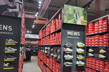 Puma Store Schuhauswahl