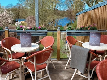 Malerischer Blick auf den Stadtsee