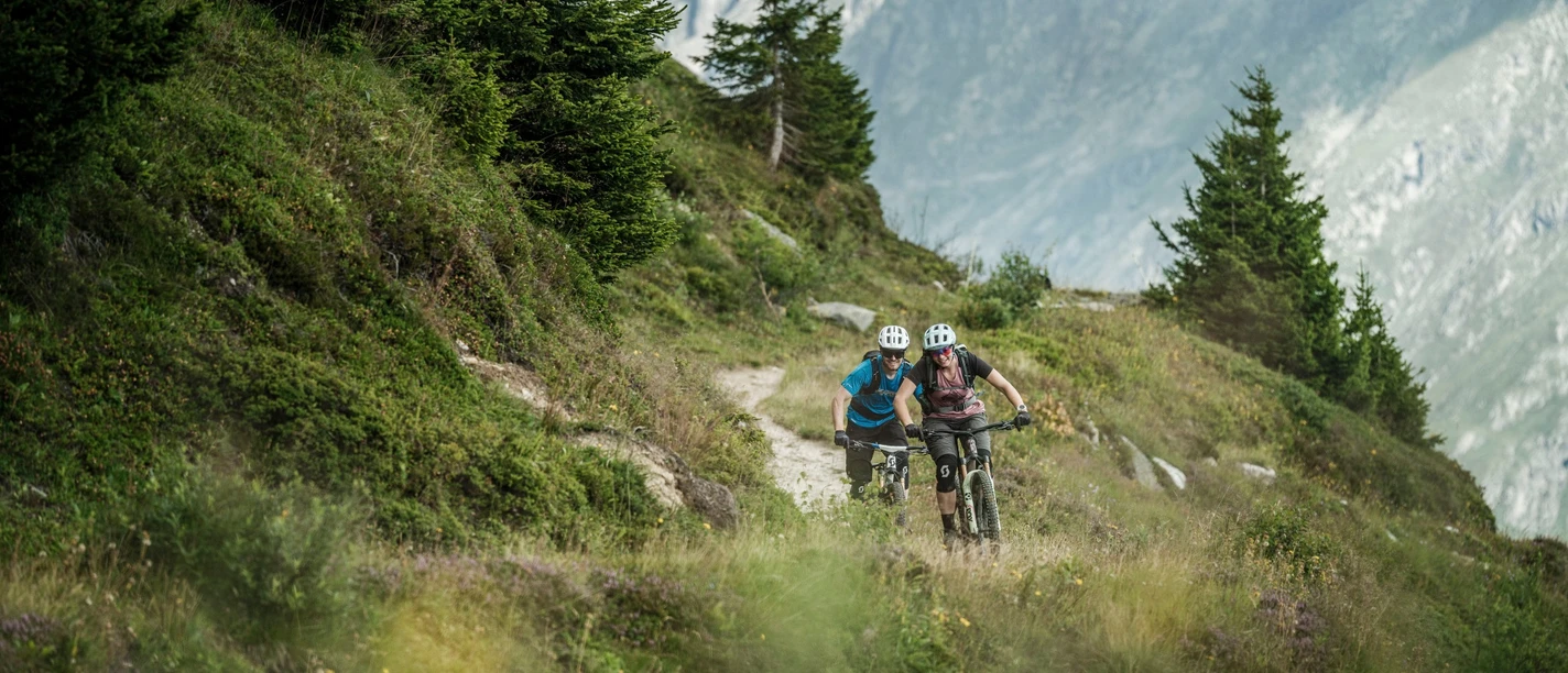 Über Heiligkreuz zum Breithorn
