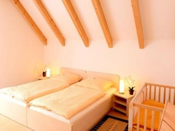 Weichaer Hof Ferienwohnungen - Zimmerbeispiel