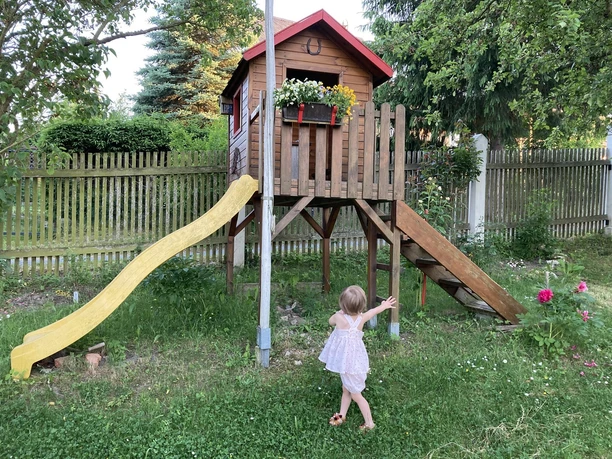 6862E97B-5CA4-4987-9EE5-0B5C05E90CAB