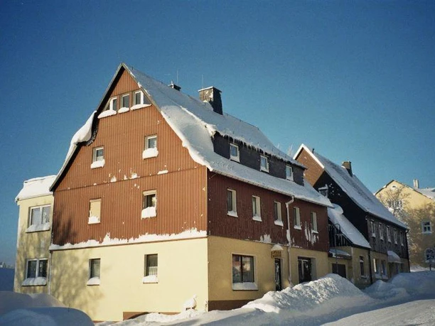 Außenansicht im Winter