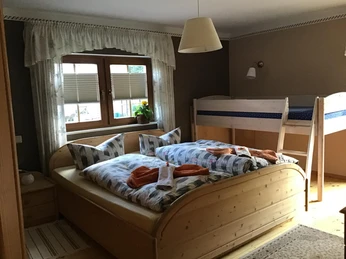 A1048CC8-02CF-4C1C-BD0C-0783A633CA8F