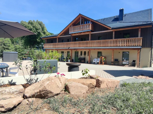 Haus mit Hof SItzecke