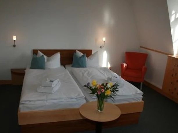 Martinshof Rothenburg - Brüderhaus -Zimmerbeispiel