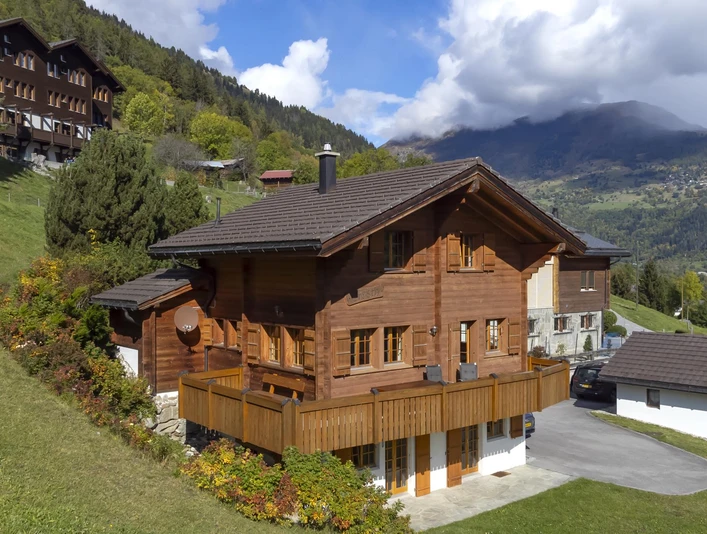 001_Fiesch_chalet_Smaal_Swiss_Immo