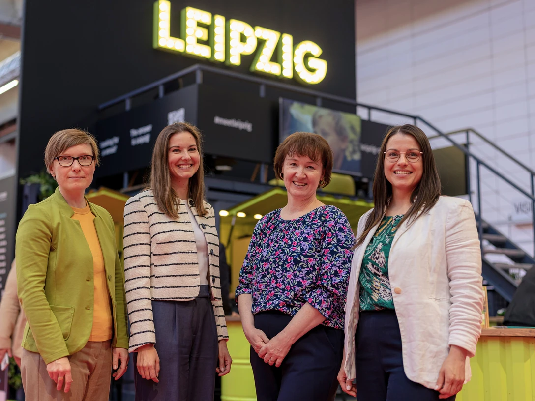 Ihre Ansprechpersonen des Leipzig Convention Bureau: Ines Keubler, Vanessa Janson, Hiskia Wieser, Anja Eichhorn Ansprechpersonen des Leipzig Convention Bureau: Ines Keubler, Vanessa Janson, Hiskia Wieser, Anja EichhornContact persons at Leipzig Convention Bureau: Ines Keubler, Vanessa Janson, Hiskia Wieser, Anja Eichhorn