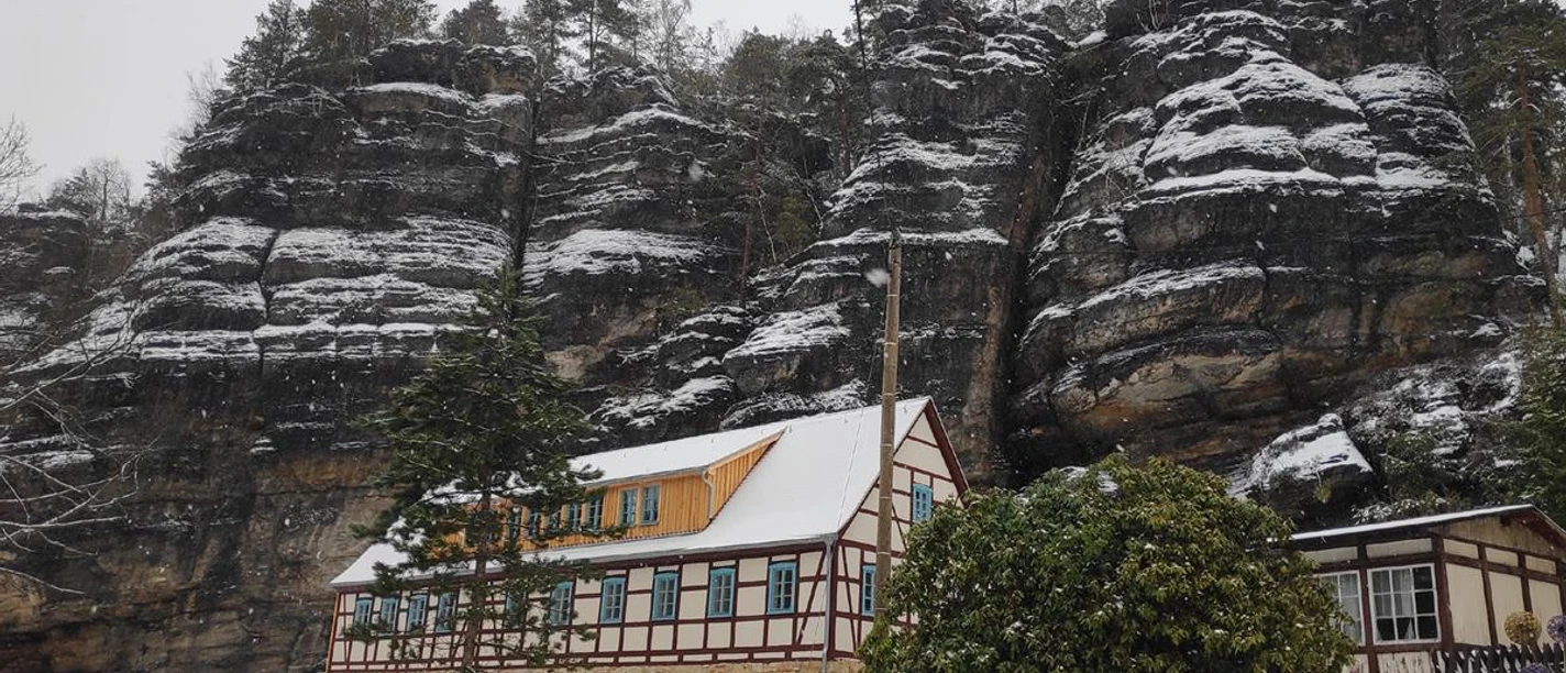 Herzlich willkommen im Felsenkeller Bielatal