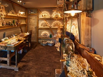 Fachgeschäft für erzgebirgische Volkskunst Werkstattgalerie Volkskunstwerkstatt Unger in Eibenstock