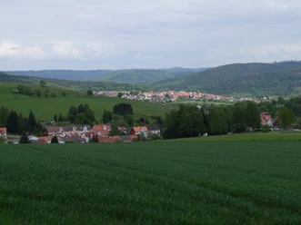 Blick_ueber_St_Ottilien_auf_Eschenstruth__c__Susanne_Pfingst.jpg