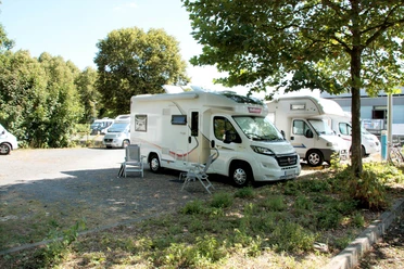 Wohnmobilstellplatz am Hallen- und Freibad Einbeck_Stellplätze