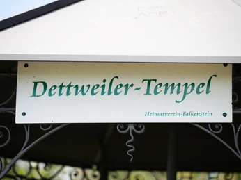 Dettweiler_Tempel_190520_02.JPG